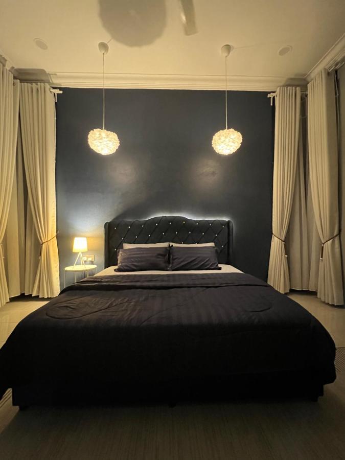 Majestic Homestay - Pasir Puteh Bagian luar foto